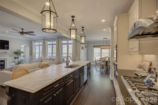 13203 Coyote Creek Court, Charlotte, NC 28278