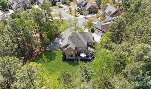 13203 Coyote Creek Court, Charlotte, NC 28278