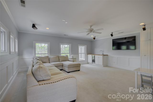 13203 Coyote Creek Court, Charlotte, NC 28278