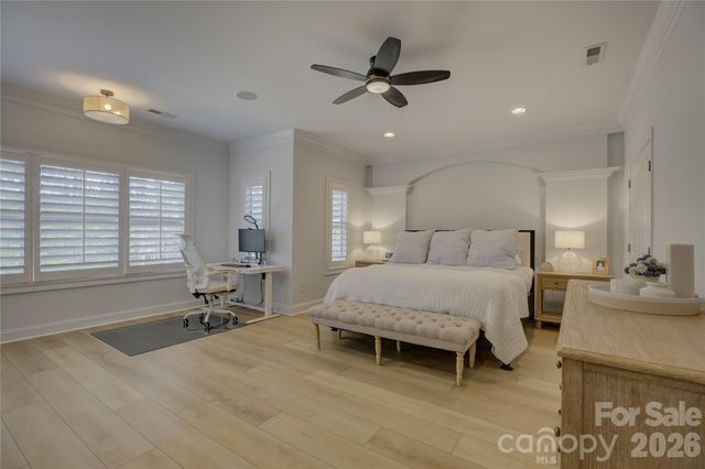 13203 Coyote Creek Court, Charlotte, NC 28278