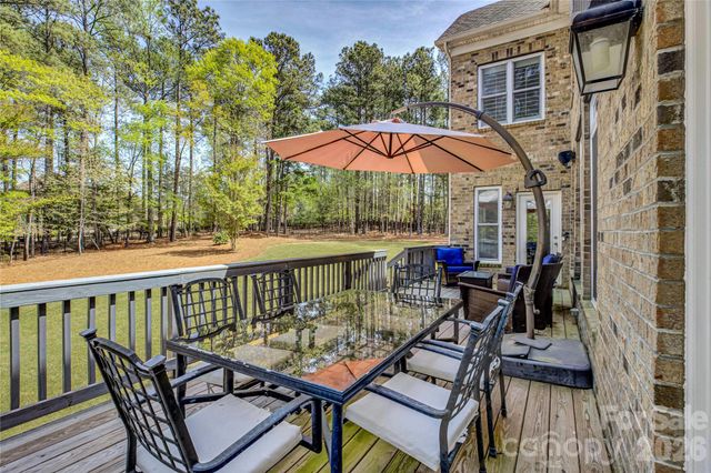 13203 Coyote Creek Court, Charlotte, NC 28278