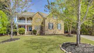 13203 Coyote Creek Court, Charlotte, NC 28278