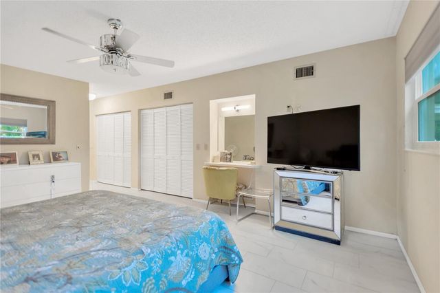 2350 HAITIAN DRIVE 6, Clearwater, FL 33763