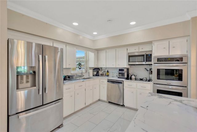 2350 HAITIAN DRIVE 6, Clearwater, FL 33763