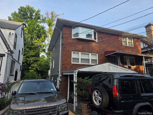 22 Oneida Avenue, Mount Vernon, NY 10553