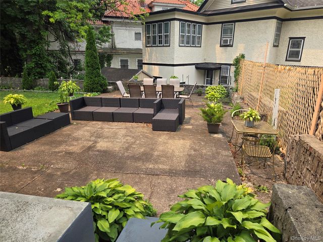 22 Oneida Avenue, Mount Vernon, NY 10553