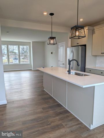 226 MONTEITH DR, Winchester, VA 22601