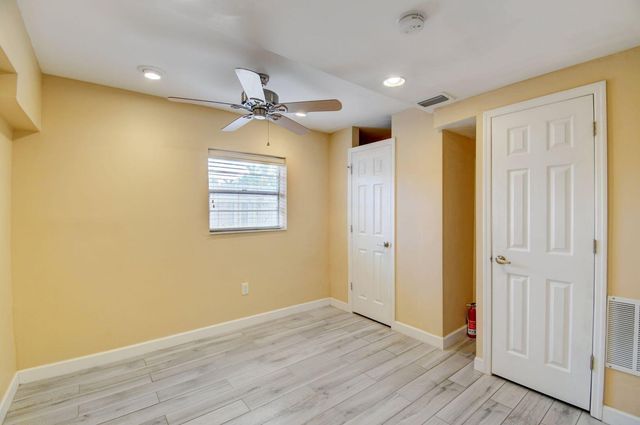 1316 DATE PALM Drive Rear, Lantana, FL 33462
