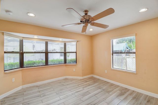1316 DATE PALM Drive Rear, Lantana, FL 33462