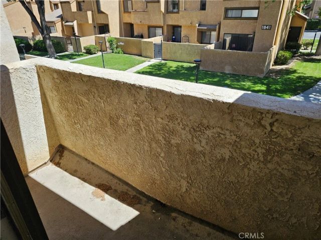 1840 E Avenue J2, Lancaster, CA 93535