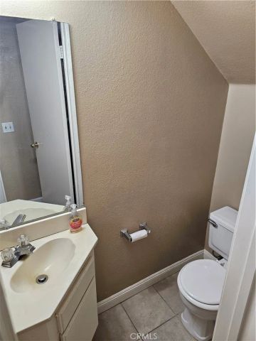1840 E Avenue J2, Lancaster, CA 93535