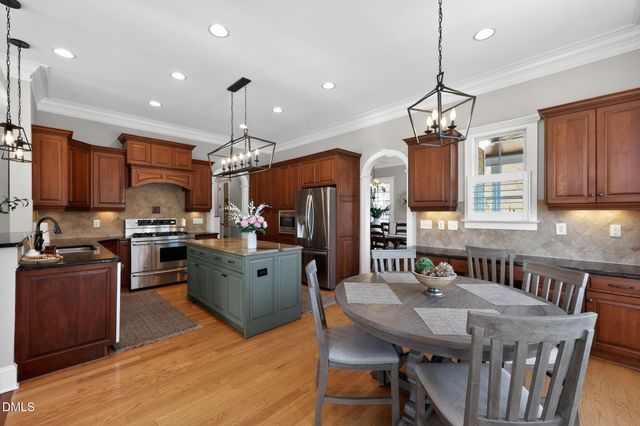 2601 Whistleberry Court, Apex, NC 27539