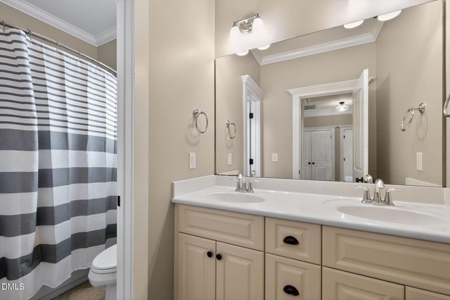 2601 Whistleberry Court, Apex, NC 27539