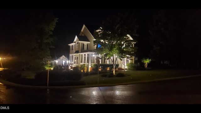 2601 Whistleberry Court, Apex, NC 27539