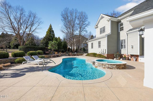 2601 Whistleberry Court, Apex, NC 27539