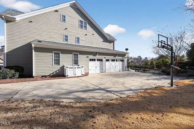 2601 Whistleberry Court, Apex, NC 27539