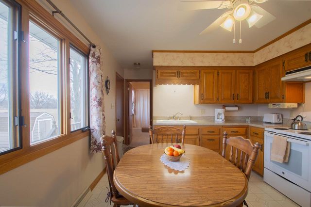 905 Sand STREET, Watertown, WI 53098