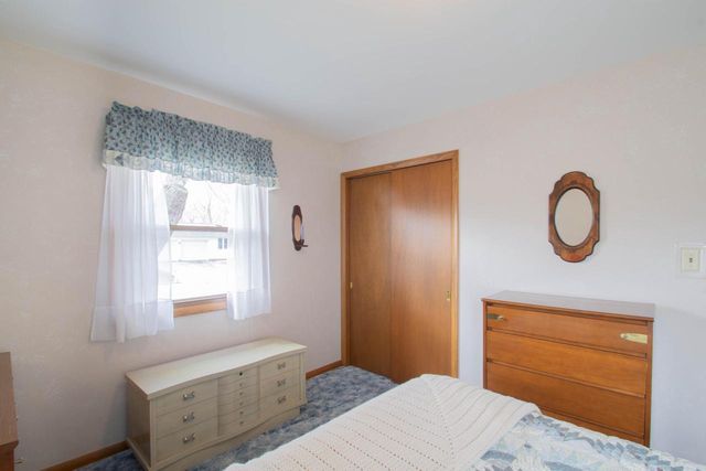 905 Sand STREET, Watertown, WI 53098