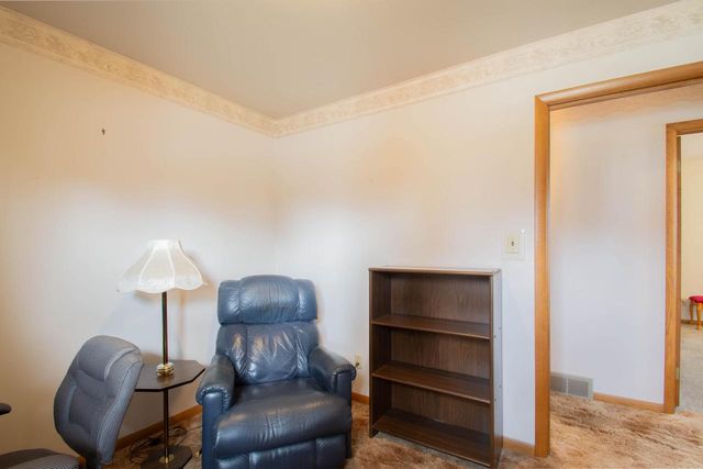 905 Sand STREET, Watertown, WI 53098