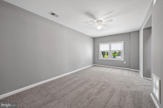 2211 DICKENS LN, Broomall, PA 19008