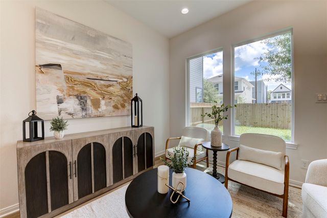 6807 Paris Street, Houston, TX 77021