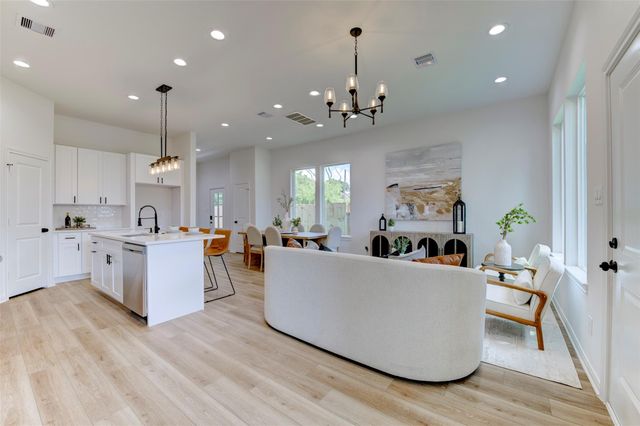 6807 Paris Street, Houston, TX 77021