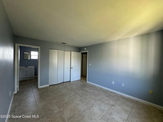 2242 Flower Tree Circle, Melbourne, FL 32935