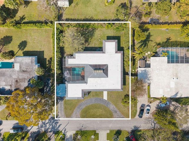13780 SW 73rd Court, Palmetto Bay, FL 33158