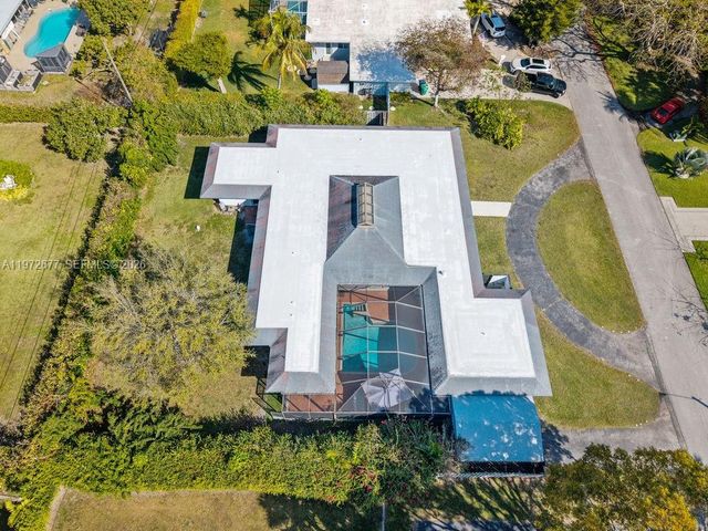 13780 SW 73rd Court, Palmetto Bay, FL 33158