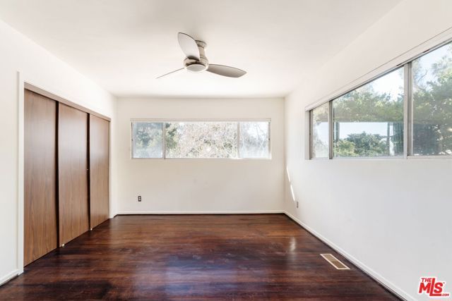 2042 Sanborn Avenue, Los Angeles, CA 90027