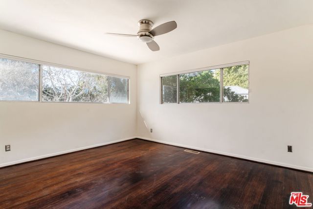 2042 Sanborn Avenue, Los Angeles, CA 90027