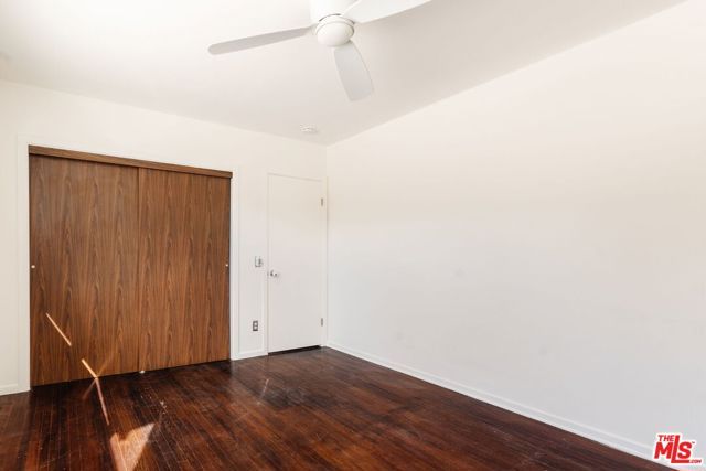 2042 Sanborn Avenue, Los Angeles, CA 90027