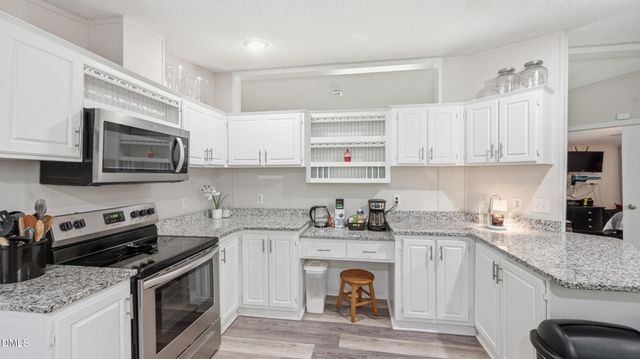 4732 Benttree Drive, Mcleansville, NC 27301