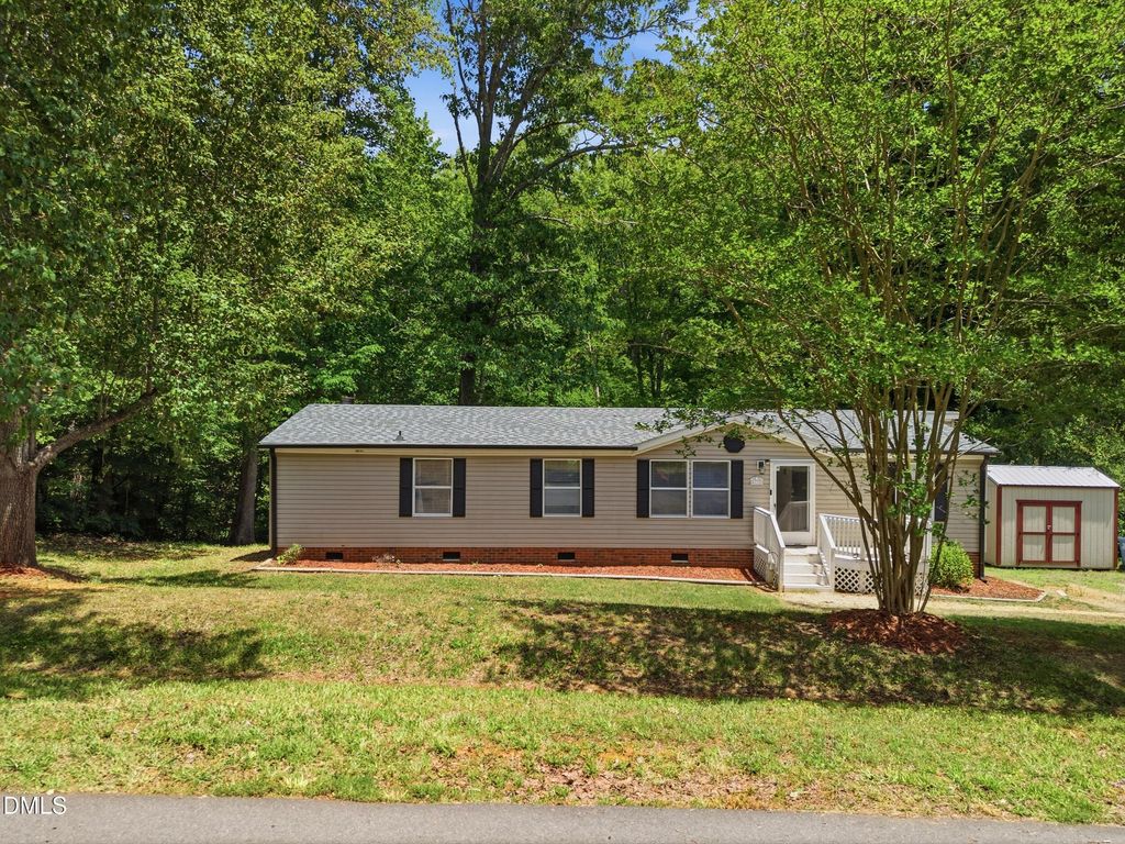 4732 Benttree Drive, Mcleansville, NC 27301