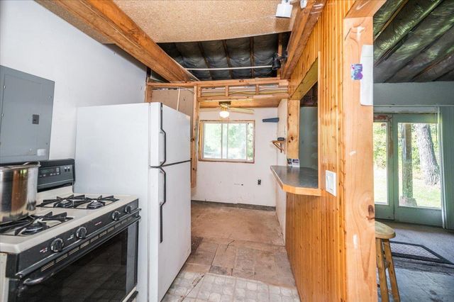 6028 S State Highway 35, Superior, WI 54880