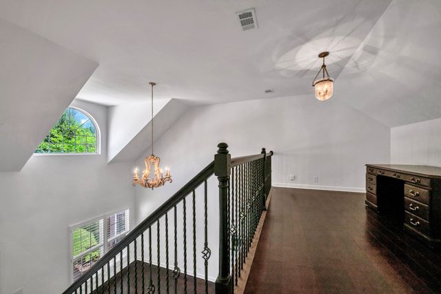 2717 Rosedale Pl, Nashville, TN 37211