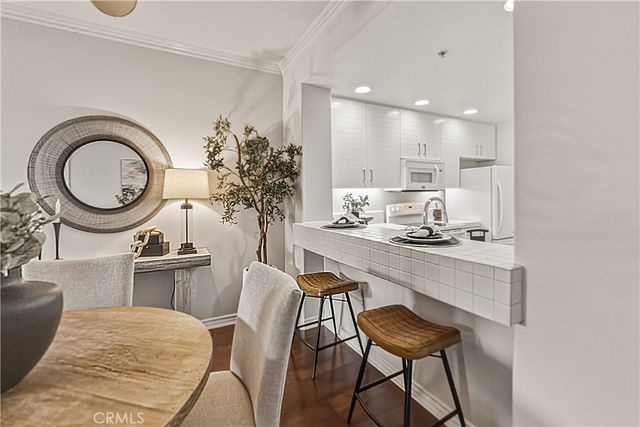 2233 Martin 115, Irvine, CA 92612