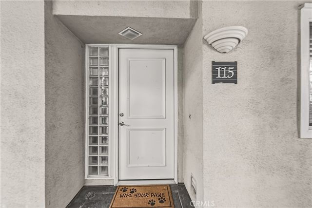 2233 Martin 115, Irvine, CA 92612