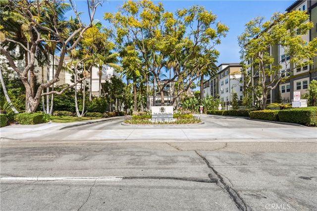 2233 Martin 115, Irvine, CA 92612