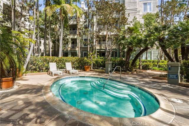 2233 Martin 115, Irvine, CA 92612