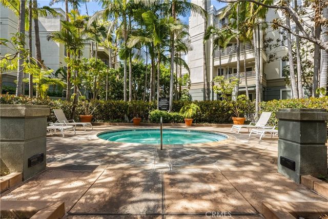 2233 Martin 115, Irvine, CA 92612