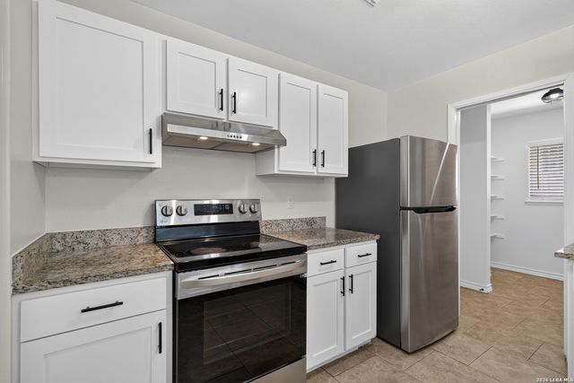12306 Independence Ave, San Antonio, TX 78233