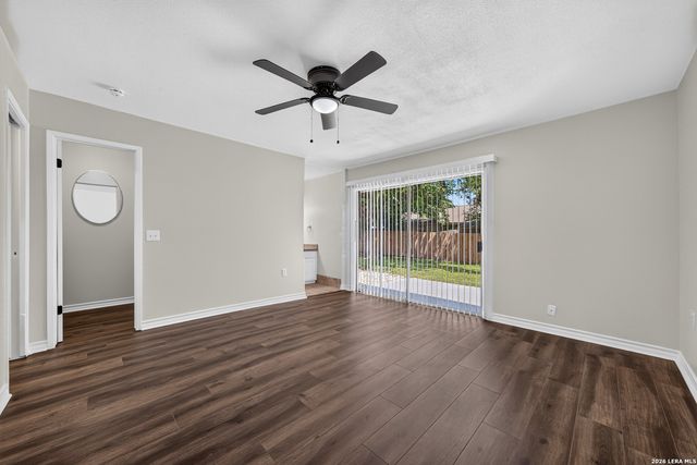 12306 Independence Ave, San Antonio, TX 78233