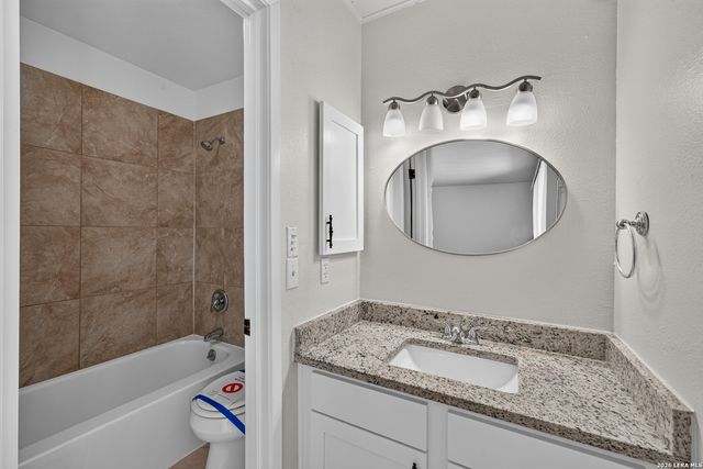 12306 Independence Ave, San Antonio, TX 78233