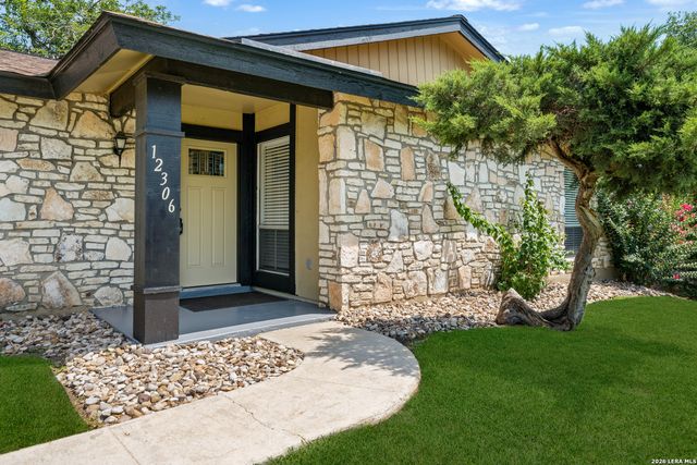 12306 Independence Ave, San Antonio, TX 78233