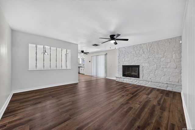 12306 Independence Ave, San Antonio, TX 78233