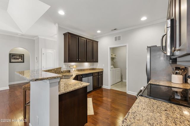 333 Craftsman Way, Wilmington, NC 28411