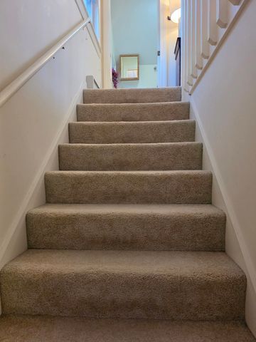 7 Arnold Ave, Plymouth, MA 02360