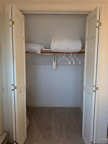 7 Arnold Ave, Plymouth, MA 02360