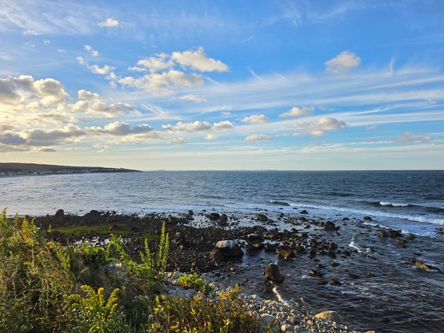 7 Arnold Ave, Plymouth, MA 02360